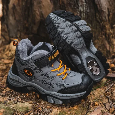 New Winter Camp Boys Mountain Climbing Shoes Fashion Kids Teenage Hook & Loop Children Sport Shoe 3