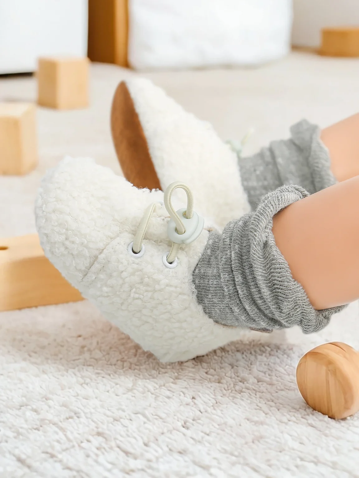 Infant Baby Boy Girl Cozy Fleece Bootie Newborn Stay On Slipper Winter Warm Gripper Non-Slip Crib Shoes 1