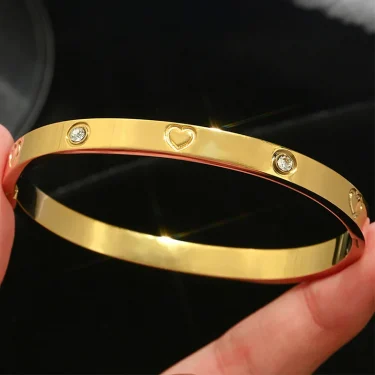 Stainless Steel Clover Lucky Bracelet Fashion Women Girls Titanium Steel Gold Plated Waterproof Sparkling Zircon Bracelet Bangle 5