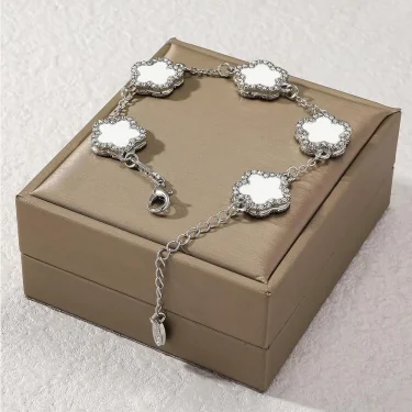 Double Sided Women's Hand Bracelets Elegant Clover Bracelet Alloy 5-Petal Rhinestone Inlaid Suitable For Women's Daily Wear 5