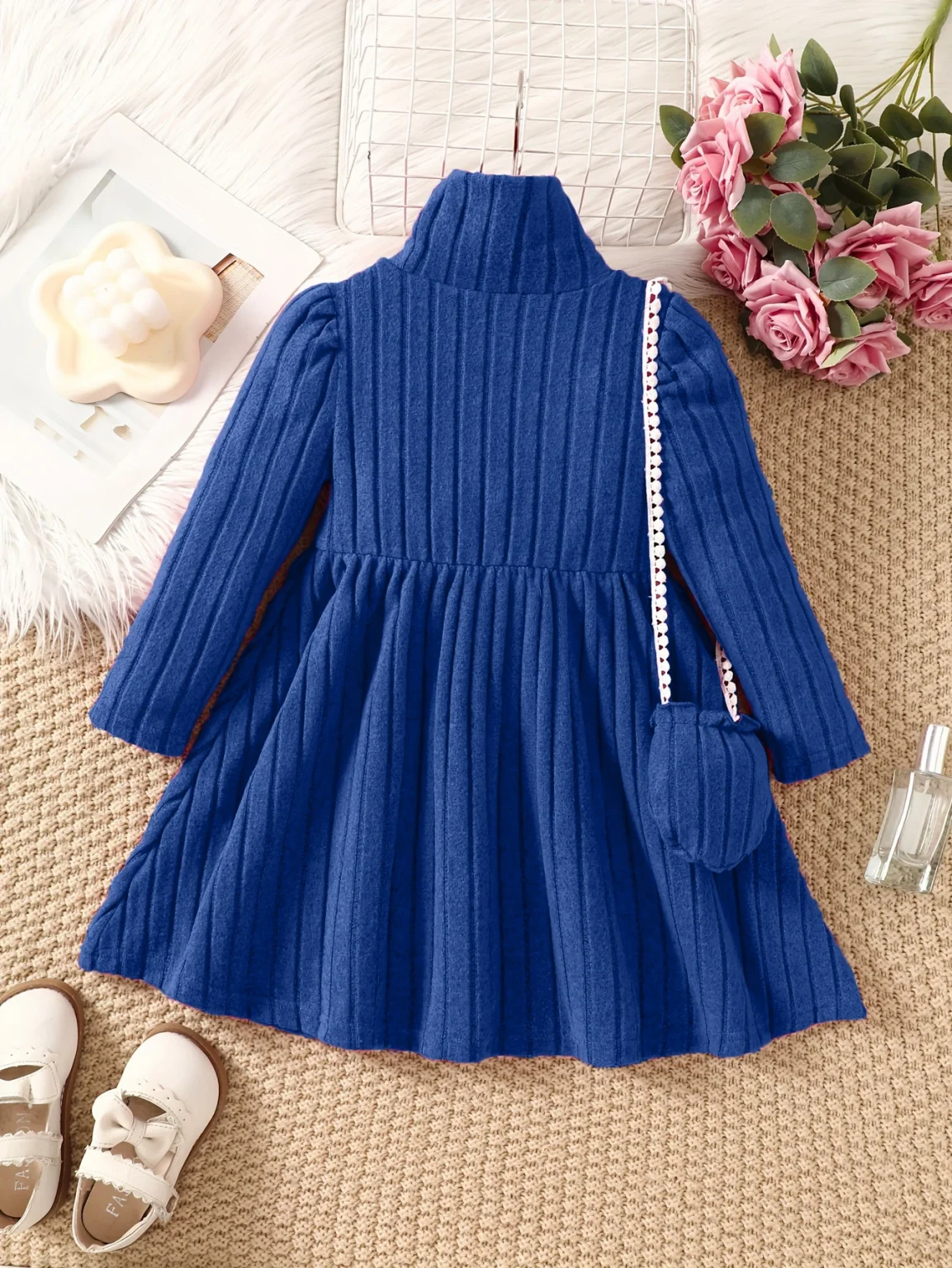 Girls' dress with soft texture fabric, high neck dress, small bag accessories, long sleeved dress, worn by 4-7 years old 6