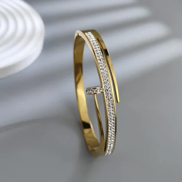 Original Design Stainless Steel Gold Plated Bracelet Nail Gypsophila Bracelet Ladies Gift Hot Selling 1
