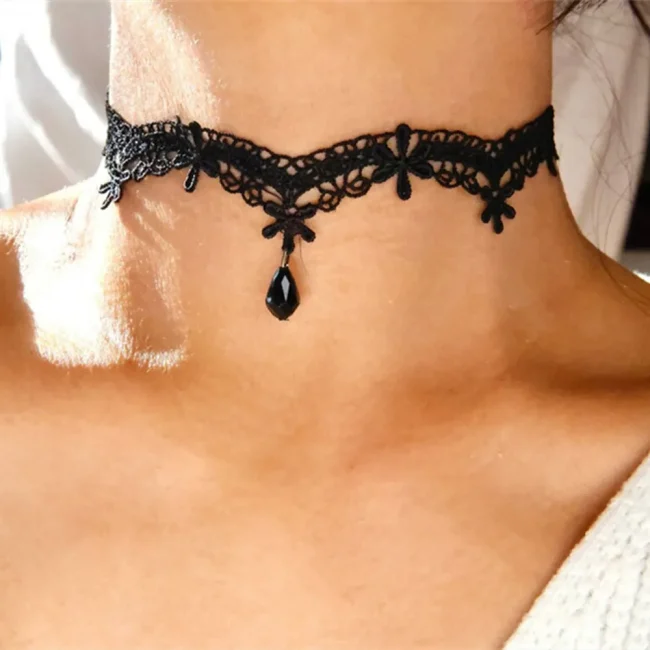 Vintage Fashion Black Lace Heart-Shape Artificial Pearl Pendant Necklace Female Women Sexy Simple Choker Ladies Party Jewelry 3