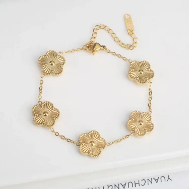 Hot Sale Stainless Steel Laser Five Leaf Flower Petal Adjustable Clover Bracelet Classic for Woman Girl Brand Jewelry Party Gift 1
