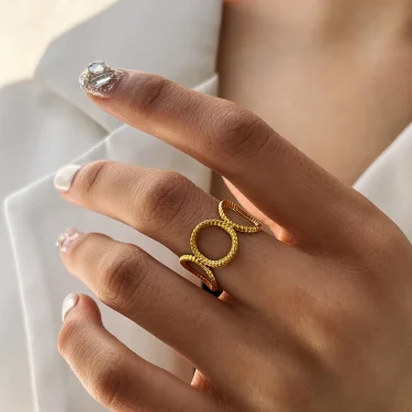 Stainless Steel Rings Minimalist Hollow Orbicular Open Lover Ring Personality Design O-Word Ring For Women Jewelry Everyday Wear 1