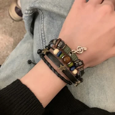 Handmade Hippie Design Brown Leather Bracelet Women Metal Star Note Charms Wood Button Beads Wrap Unisex Adjustable Bracelet 3
