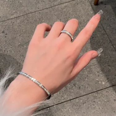 Classic Full of Square Rhinestone Stainless Steel Bangle for Women Advanced Waterproofing New Fashion Jewelry Wedding Party Gift 2