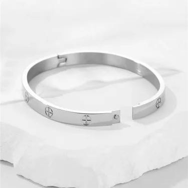 Stainless Steel Bracelet For Women Cuff Bracelets On Hand Couple Fashion Bangles Charm Jewellery Accessories 6