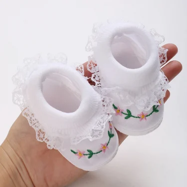 Spring and Summer Newborn Bed Shoes With Comfortable Cloth Soles For Learning To Walk 2