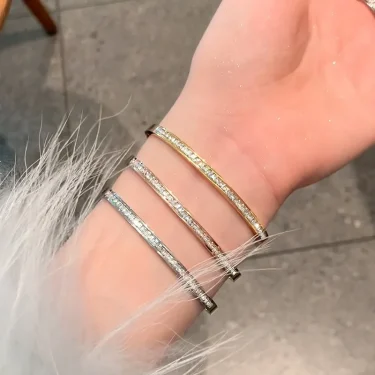 Classic Full of Square Rhinestone Stainless Steel Bangle for Women Advanced Waterproofing New Fashion Jewelry Wedding Party Gift 1