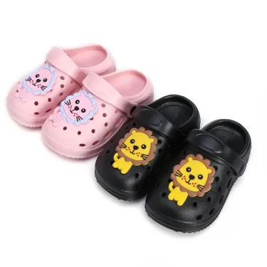 Summer Children's Slippers Cartoon Boys Girls Hole Shoes Comfortable Soft Flat Sandals Preschool Garden Shoes Beach Slippers 2