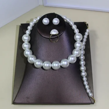 5 Women's Vintage Light Luxury French 5 Piece Imitation Pearl Jewelry Fashion Wedding Earring Bracelet Necklace Ring Set 4