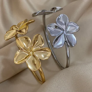 Greatera Stainless Steel Double Flower Cuff Bracelet Bangle for Women Gold Color Metal Floral Bracelets Waterproof Party Jewelry 2