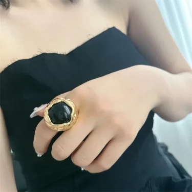 XIALUOKE Vintage Metal Geometric Hollow Round Natural Stone Ring For Women Personality Open Ring Party Wedding Jewelry 3
