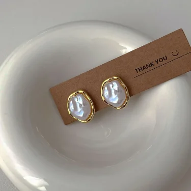 Geometric Irregular Round Metal Pearl Earrings for Women 2024 Minimalist Style Personality Earrings Trendy Jewelry Gift 1