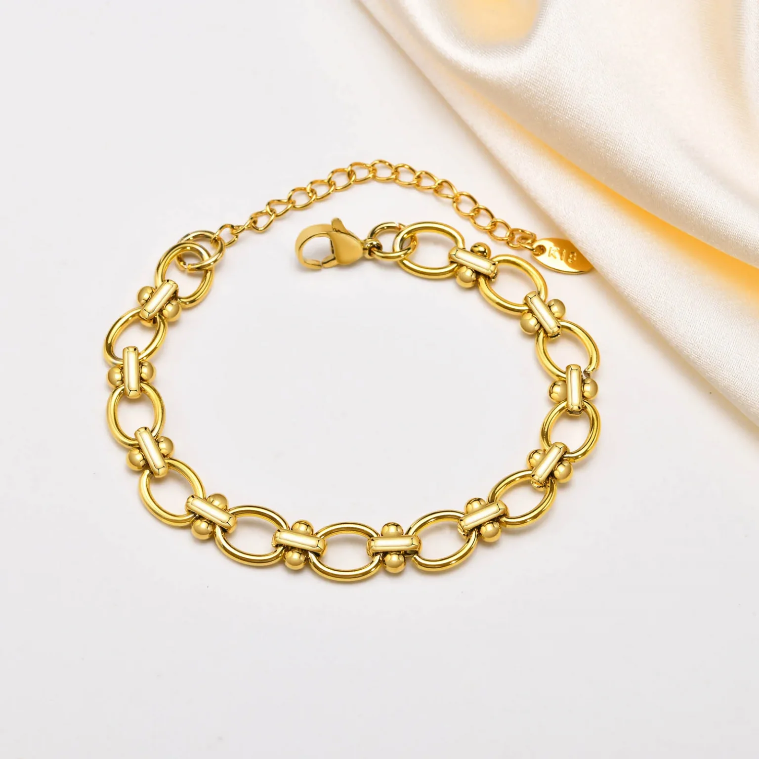 Statement Stainless Steel Chain Bracelet for Women, Vantage 18k Gold Plated Elegant Jewerlry 6