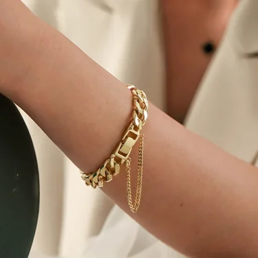 AENSOA Men Simple Gold Silver Color Metal Curb Cuban Link Chain Bracelet for Women Minimalist Chain Pendant Unisex Wrist Jewelry 2