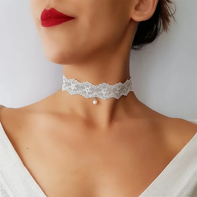 Vintage Fashion Black Lace Heart-Shape Artificial Pearl Pendant Necklace Female Women Sexy Simple Choker Ladies Party Jewelry 4