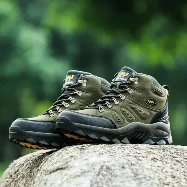 Men's Climbing Hiking Shoes High-top Sneakers Outdoor Non Slip Desert Boots for Men Winter Plush Warm Cotton Boots Couple Botas 2