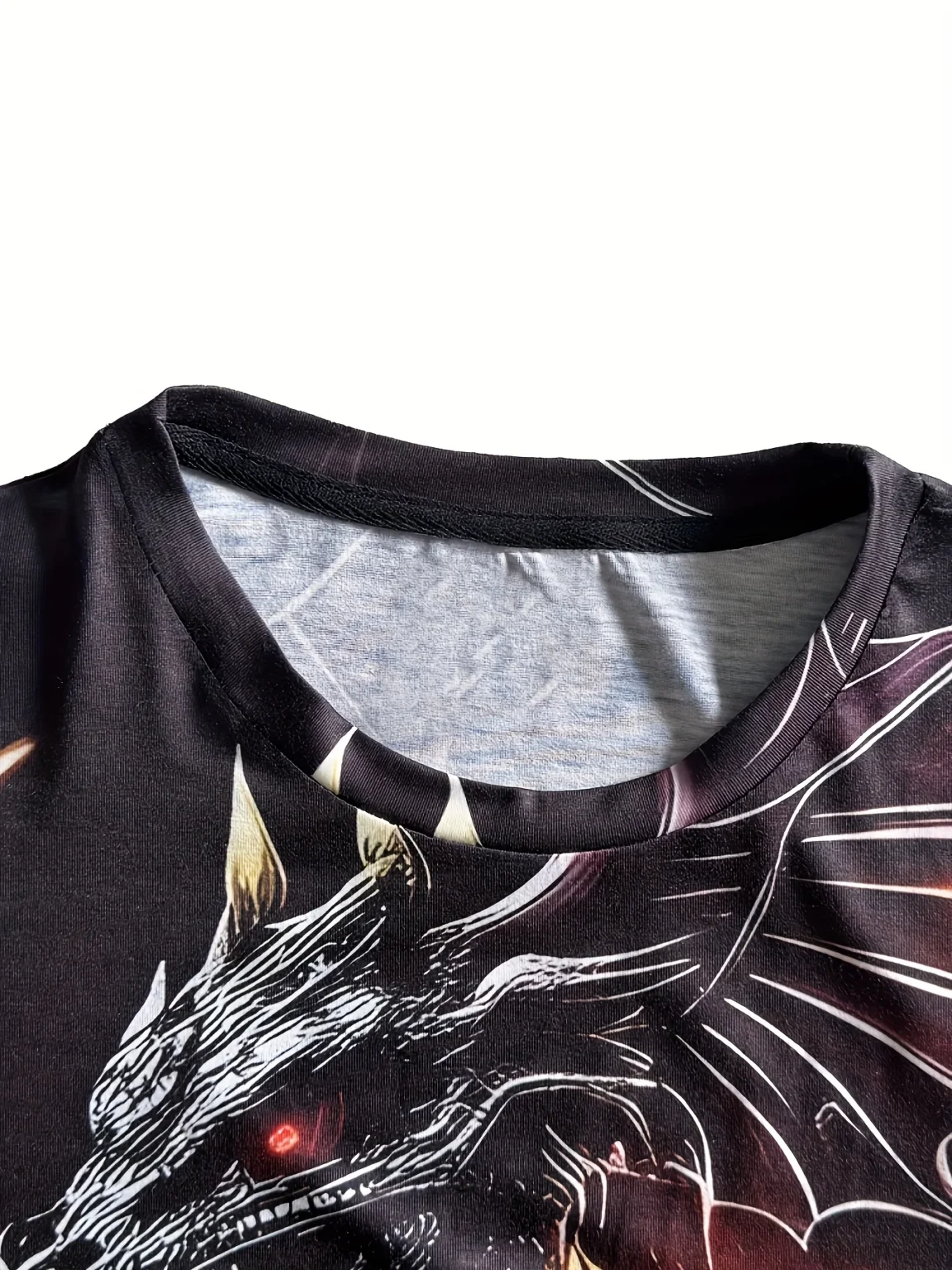Mens Dragon Print Cotton Blend T-shirt - Stylish Crew Neck Comfortable & Breathable for Summer Casual Everyday Wear Hot Sale 4
