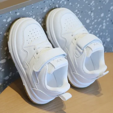 Children's White Shoes Spring and Autumn Kid's Sports Shoes Anti slip Lightweight Boys Board Shoes Soft Sole Baby Casual Shoes 2