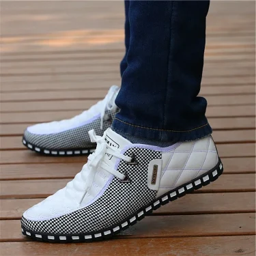 Men Leather Shoes Autumn Men's Casual Shoes Breathable Light Weight White Sneakers Driving Shoes Pointed Toe Business Men Shoes 1
