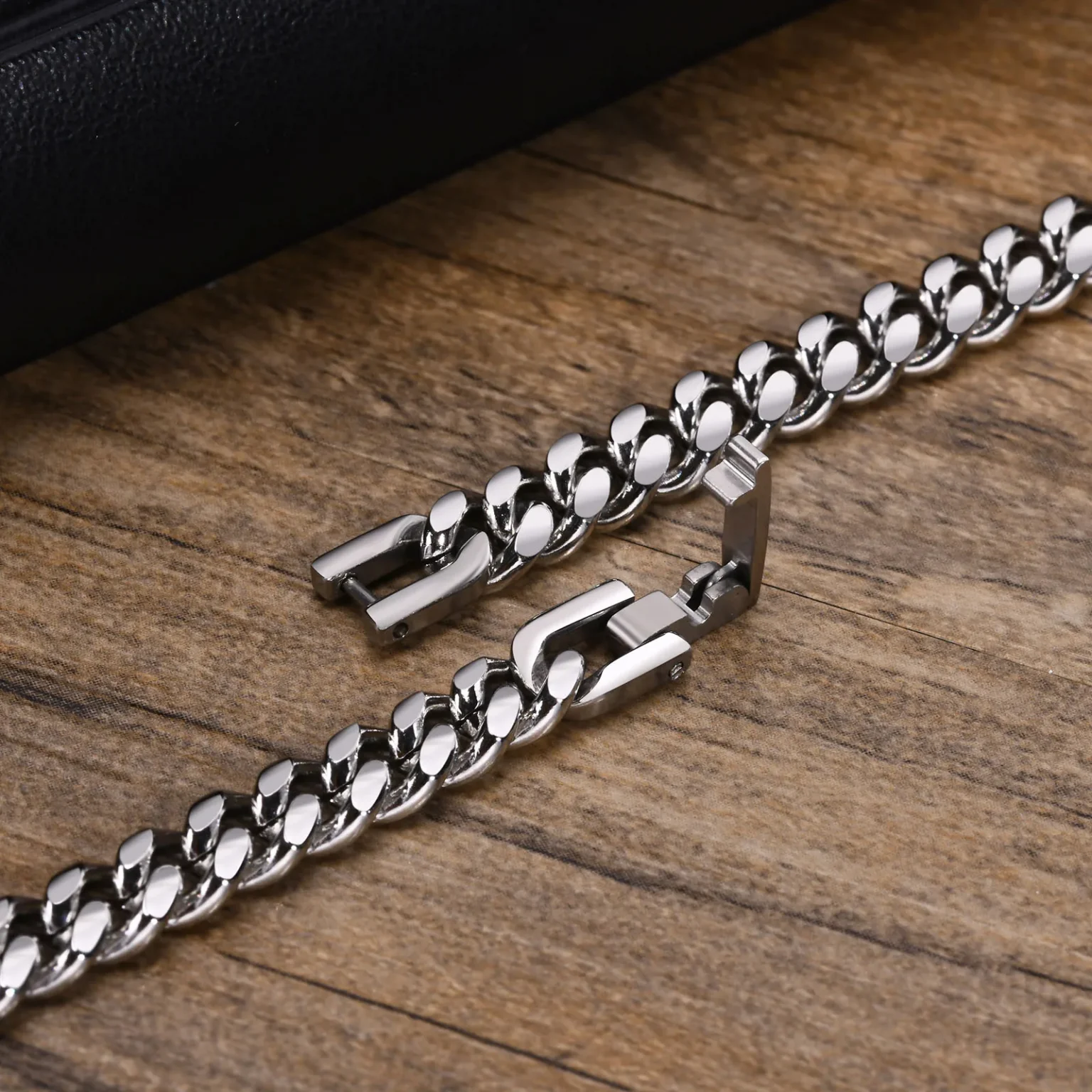 Vnox 6/8/10/12mm Cuban Chain Bracelets for Men Women, Solid Stainless Steel Curb Link Chain Wristband Jewelry 1