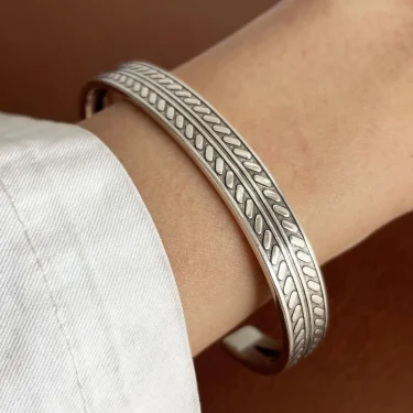 100% Solid 925 Sterling Silver Metal Bracelet for Women Vintage Handmade Simple Retro Black Stone Bracelet Birthday Gift Party 3