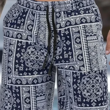 Men's Paisley Shorts Swimming Trunks Board Shorts Fashion Streetwear Pocket Drawstring Shorts Men's Underwear 2