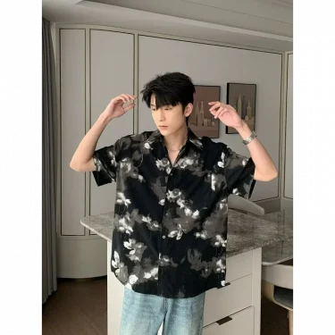 Retro Tie-dye Flower Shirt Short Sleeve Men High-end Sense Handsome Fashion Trend Korean Version Loose Draped Ice Silk Shirt 1