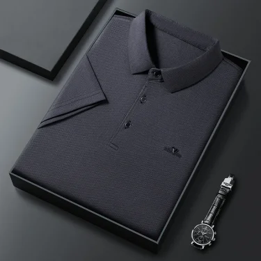 New Men's Business Casual Short Sleeved Shirt with Badge Solid Color Polo Shirt Fashionable Breathable Comfortable Versatile Top 3