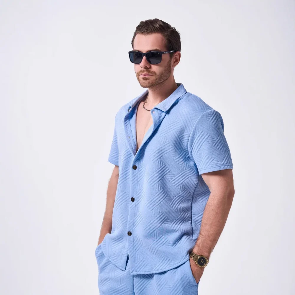 New men's summer casual and trendy solid-color jacquard lapel cardigan with buckle-shaped outdoor short-sleeved sports shirt top 4