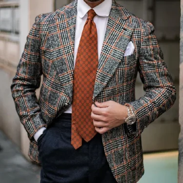Houndstooth Men's Suits 2 Pieces Blazer Black Pants Single Breasted Peaked Lapel Plaid Wedding Groom Customized Costumes Hommes 1