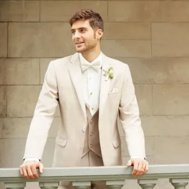 Best Selling High Quality Romantic Styles Beige Coat Of Wedding/Party Business/Formal/Smoking Suits Cheap Groom Tuxedos 1
