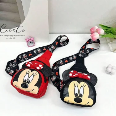 Disney 2025 New Fashion Mickey Cartoon Single Shoulder Crossbody Bag for Boys and Girls Cute Girls Coin Crossbody Bag 1