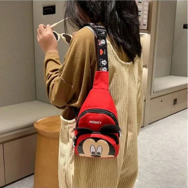 Disney 2025 New Fashion Mickey Cartoon Single Shoulder Crossbody Bag for Boys and Girls Cute Girls Coin Crossbody Bag 3
