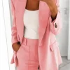 pink top